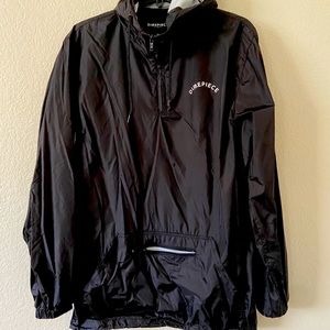 Dimepiece windbreaker